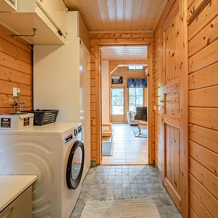 Alpine Eagle Ski-in Ski-out By Aavalevi *