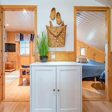 Alpine Eagle Ski-in Ski-out By Aavalevi Levi