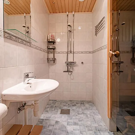 Alpine Eagle Ski-in Ski-out By Aavalevi * Levi